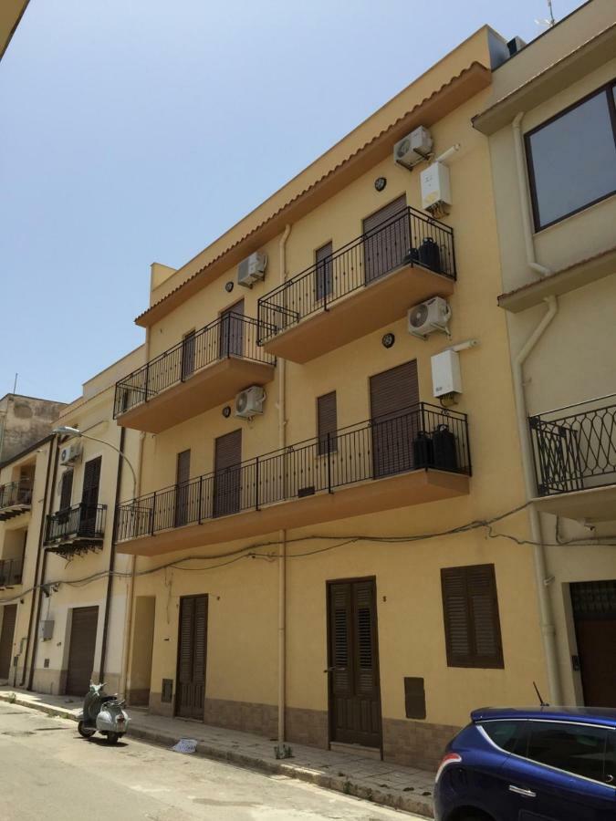 Sicilia Case Vacanze Balestrate Bagian luar foto